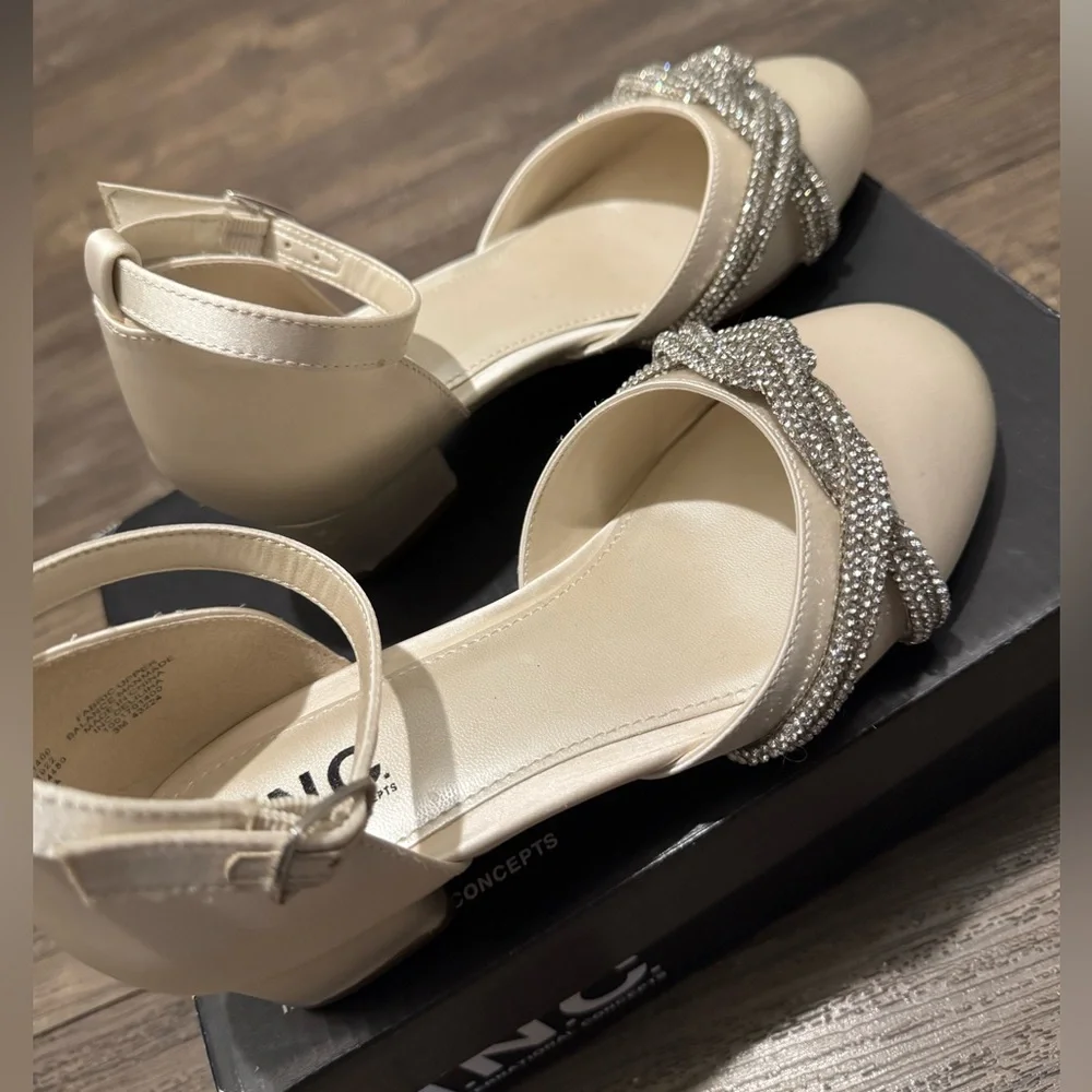 I.N.C. International Concepts Girls’ Delilah Round Toe Heel Pearl